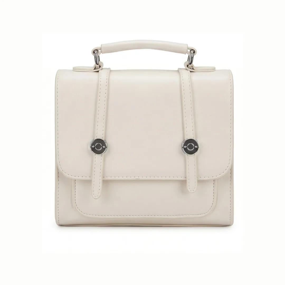Sac à main élégant en cuir blanc